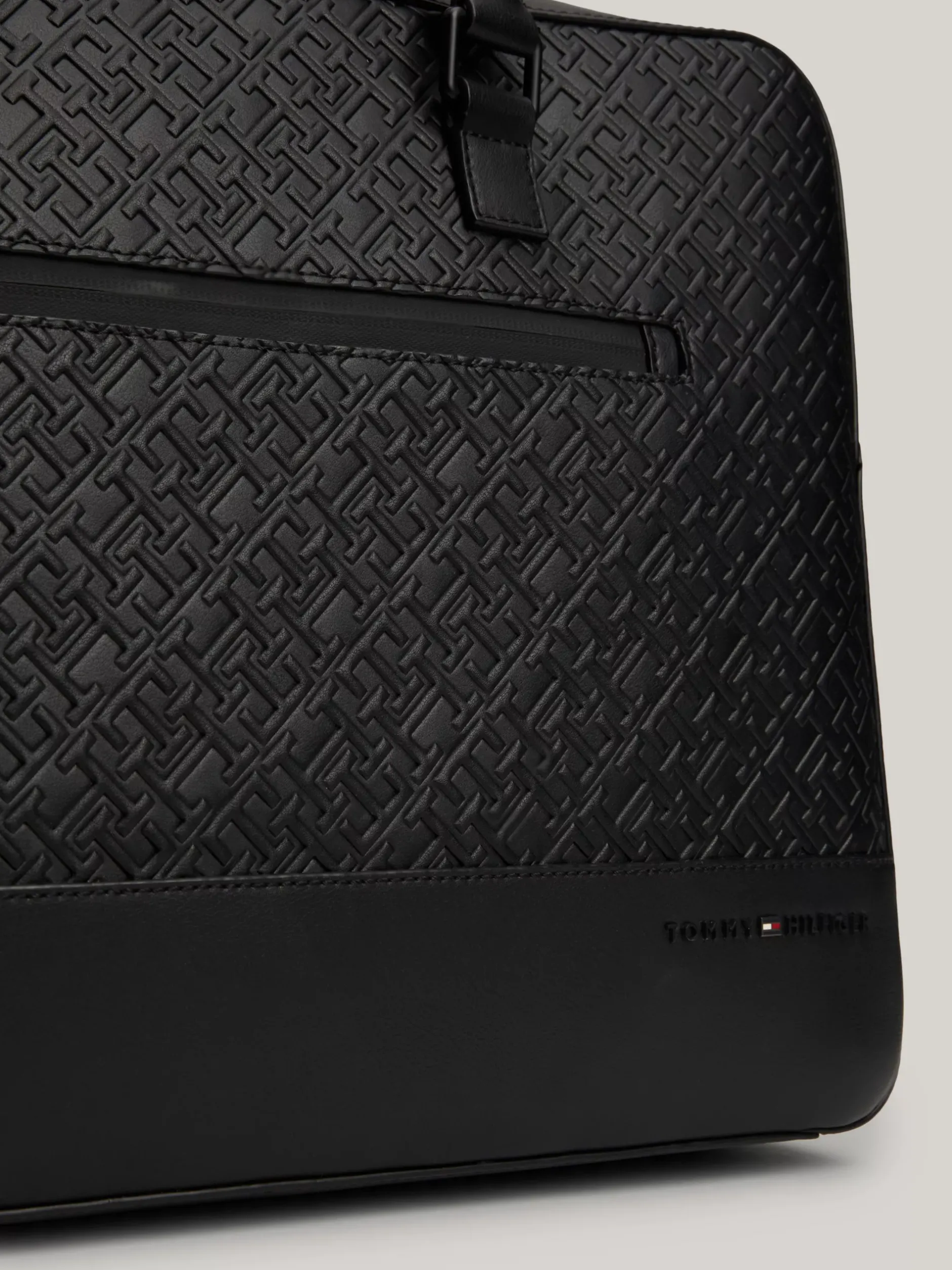 Torby Na Laptopa*Tommy Hilfiger Torba Na Laptopa Z Wytłoczonym Monogramem TH BLACK