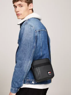 Torebki Na Pasku*Tommy Hilfiger Torba Reporterska Na Ramię Essential BLACK