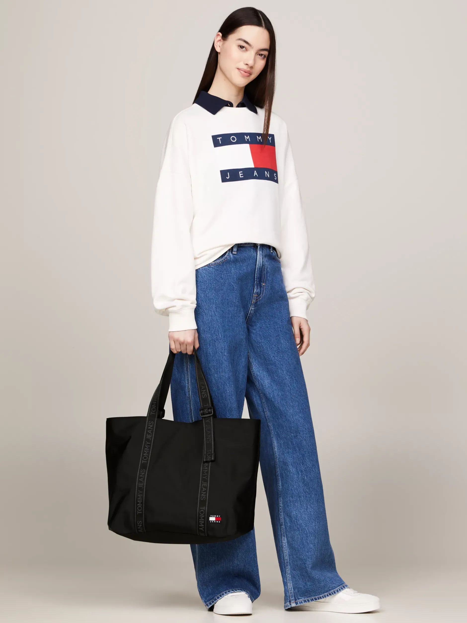 Torebki Tote*Tommy Hilfiger Torba Typu Tote Essential Z Logo BLACK