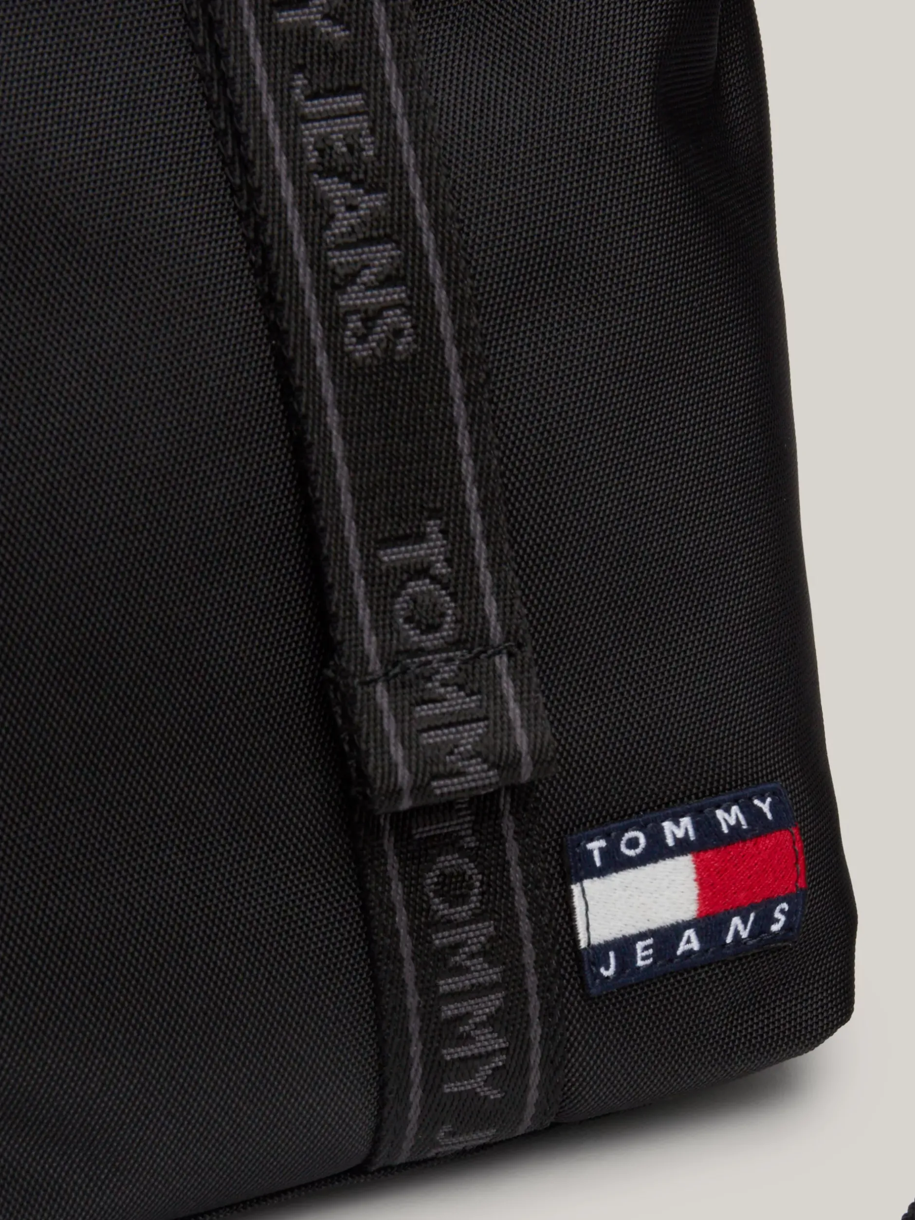 Torebki Tote*Tommy Hilfiger Torba Typu Tote Essential Z Logo BLACK