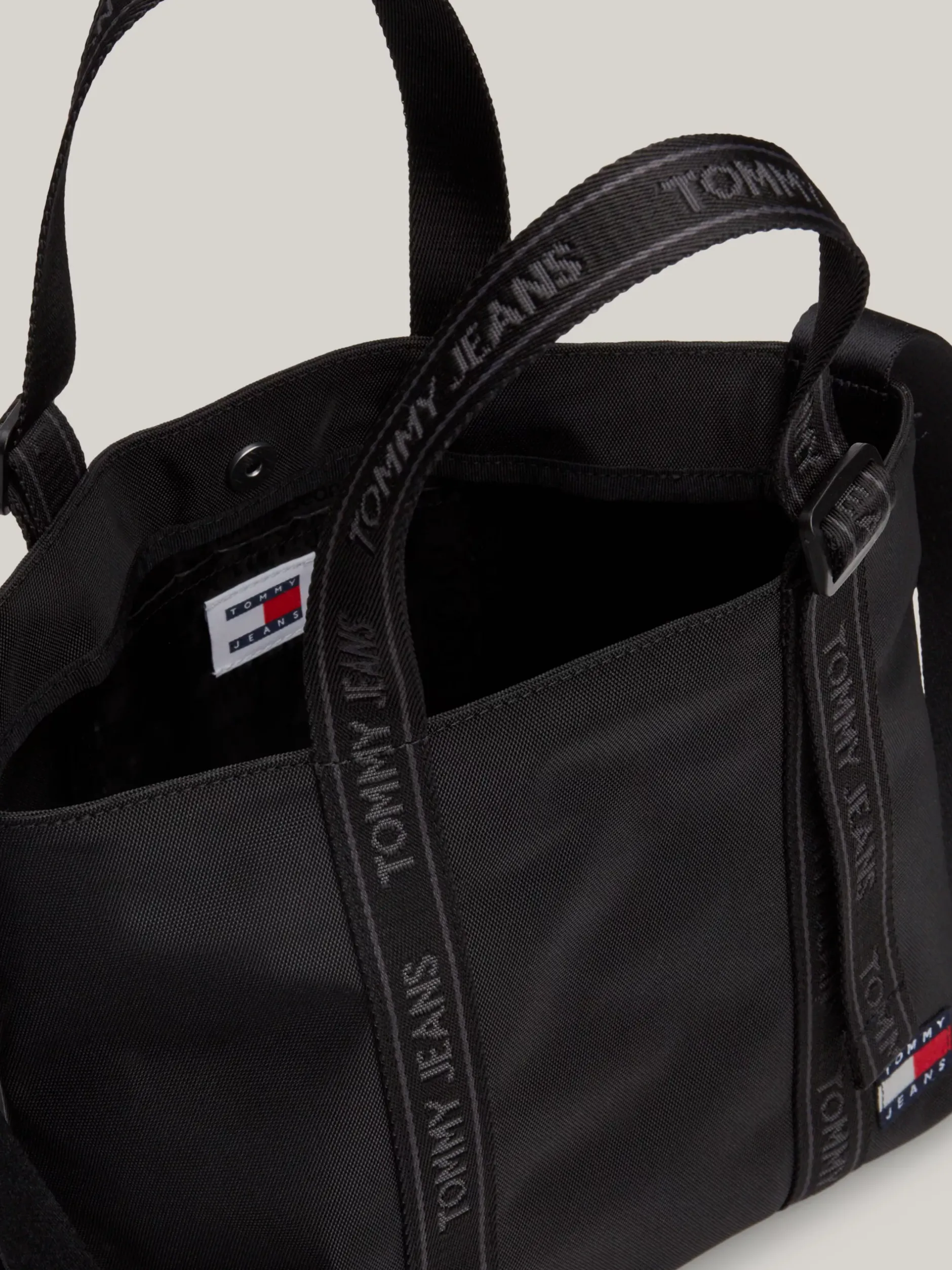 Torebki Tote*Tommy Hilfiger Torba Typu Tote Essential Z Logo BLACK