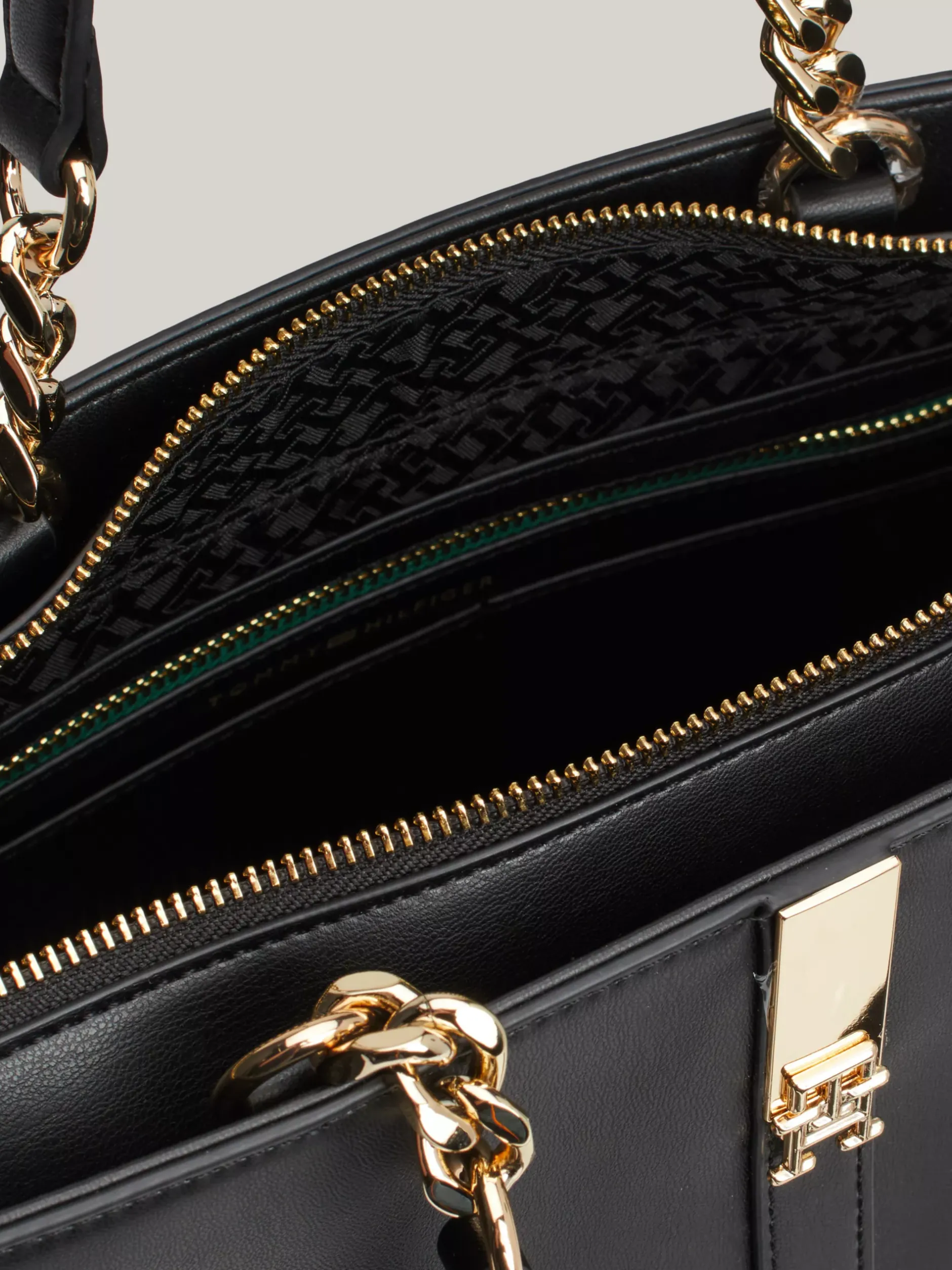 Torebki Tote*Tommy Hilfiger Torba Typu Tote Heritage BLACK
