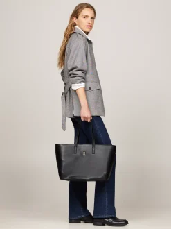 Torebki Tote*Tommy Hilfiger Torba Typu Tote Z Plakietką Z Monogramem TH BLACK