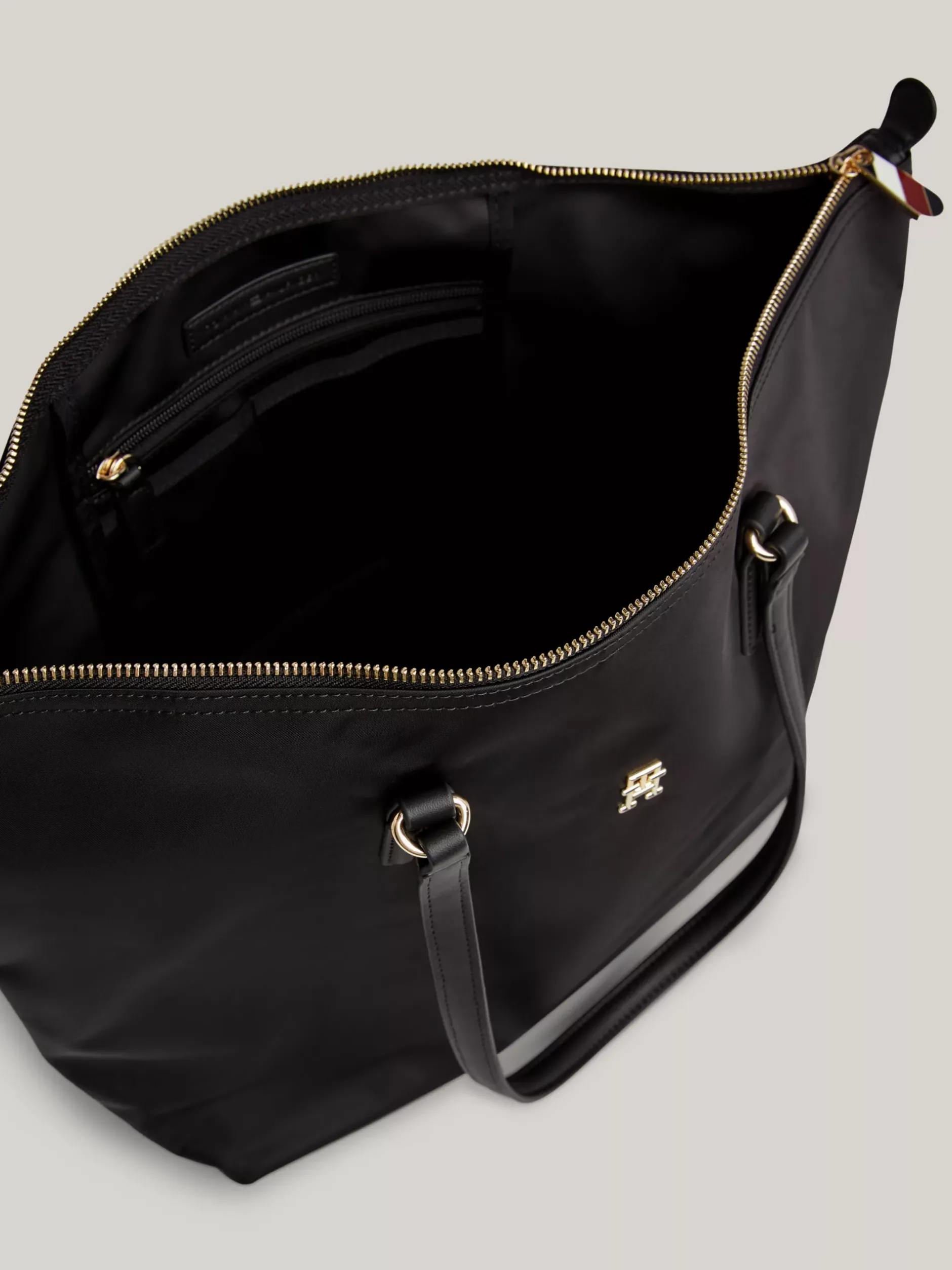 Torebki Tote*Tommy Hilfiger Torba Typu Tote Z Sygnowaną Tasiemką BLACK