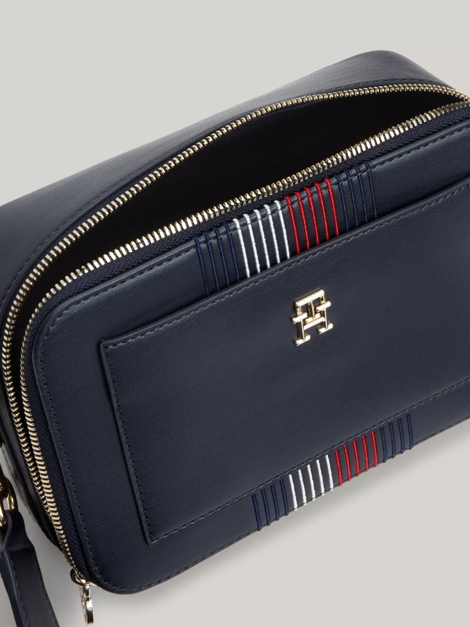 Torebki Na Pasku*Tommy Hilfiger Torebka Na Aparat Z Paskiem Corporate SPACE BLUE