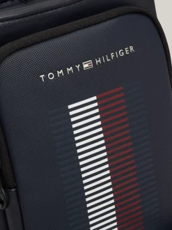 Torebki Na Pasku*Tommy Hilfiger Torebka Na Ramię Z Fakturą Piki Na Kieszonce SPACE BLUE