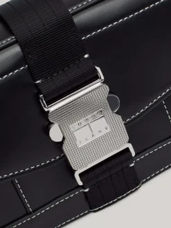Torebki Na Pasku*Tommy Hilfiger Torebka Na Ramię Z Klapką BLACK