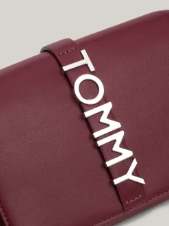 Torebki Na Pasku*Tommy Hilfiger Torebka Na Ramię Z Logo City Na Klapce DEEP ROUGE