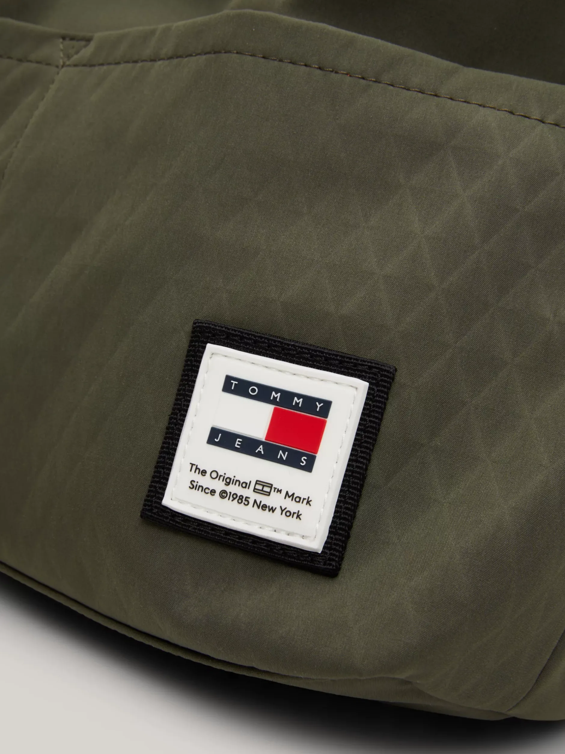 Torebki Na Pasku*Tommy Hilfiger Torebka Na Ramię Z Troczkami Ze Stoperem PEWTER GREEN