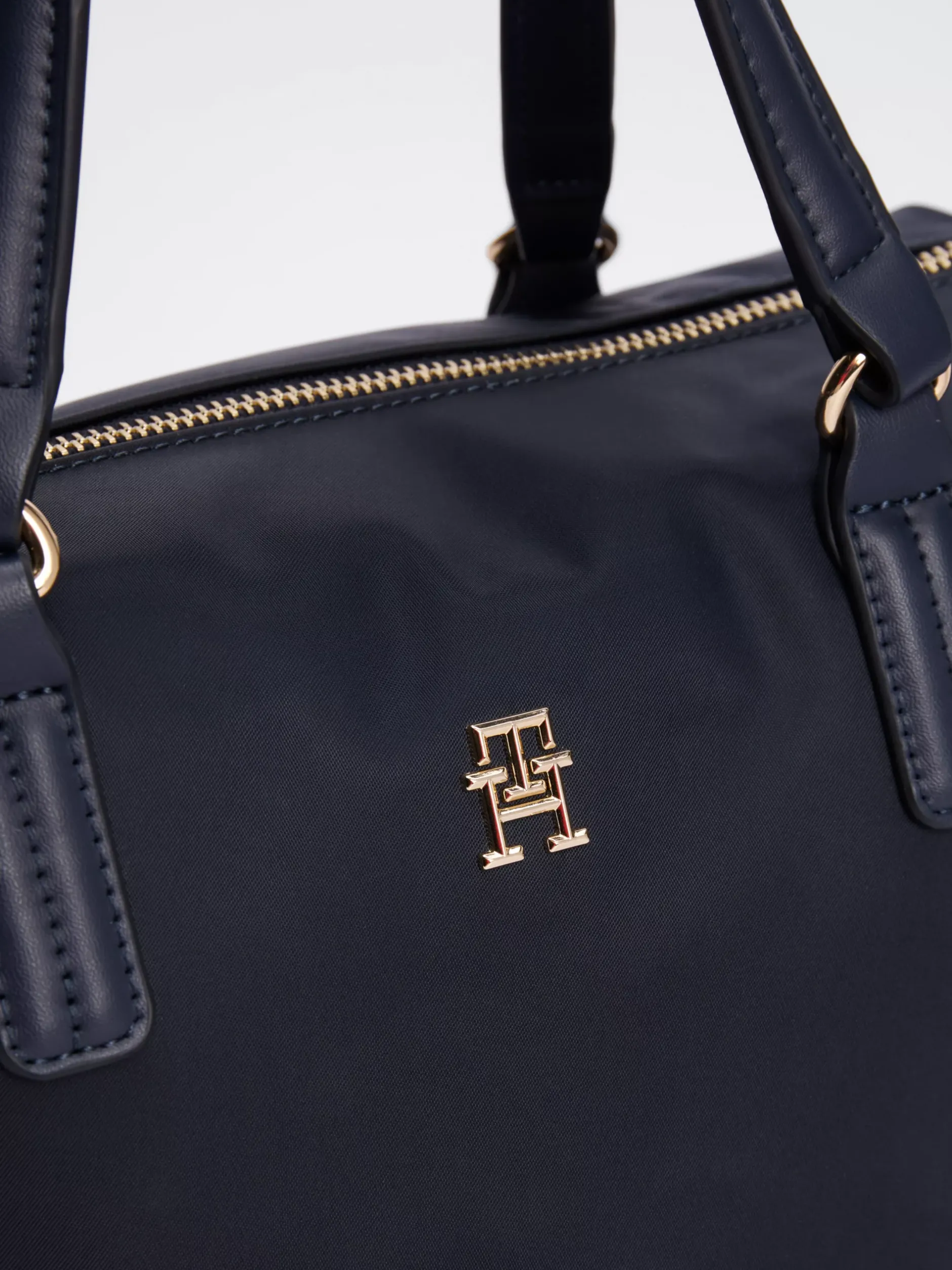 Torebki Tote*Tommy Hilfiger Torebka Typu Tote TH Emblem SPACE BLUE