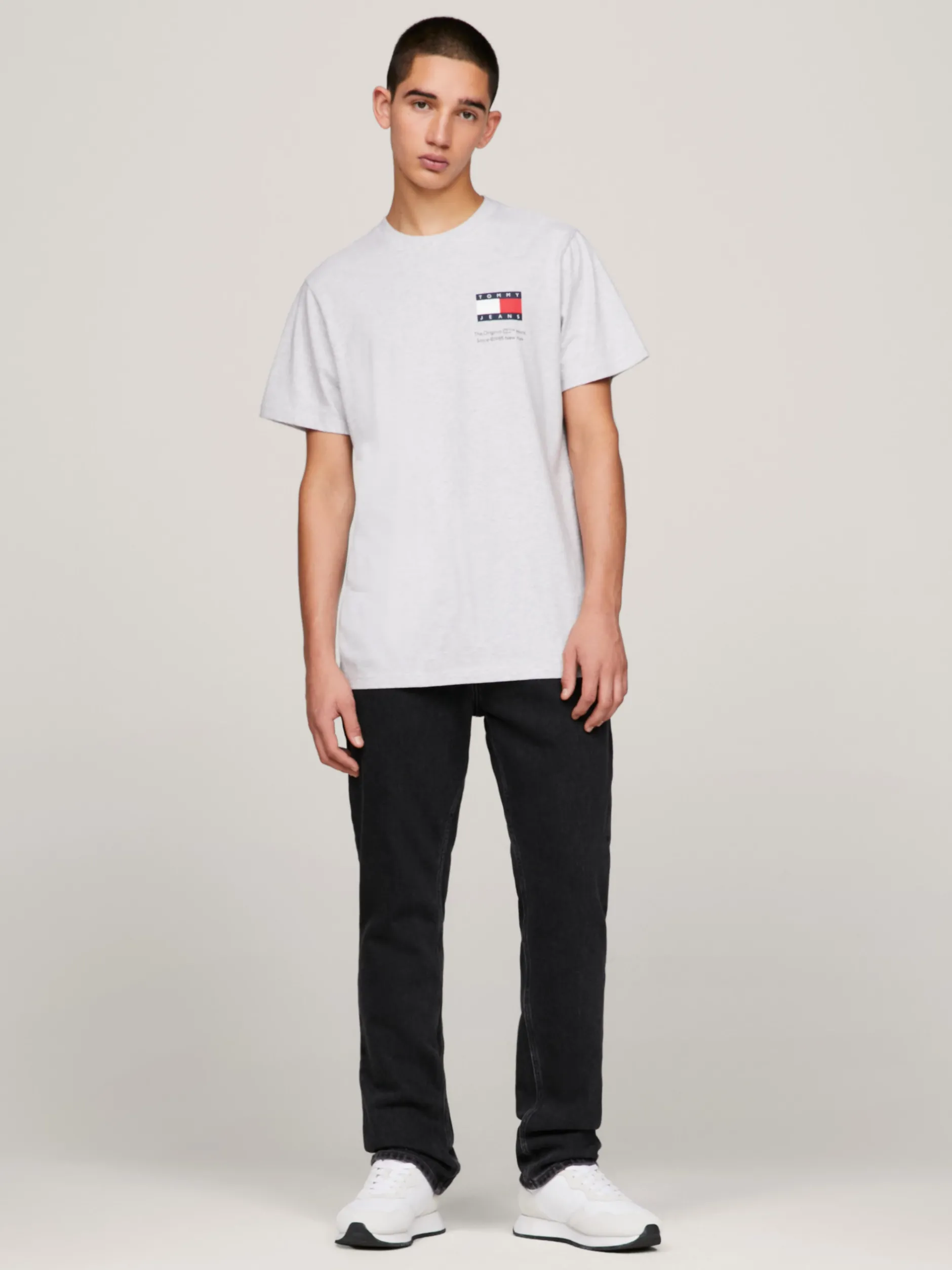 T-Shirty*Tommy Hilfiger T-shirt Essential O Dopasowanym Kroju Z Logo SILVER GREY