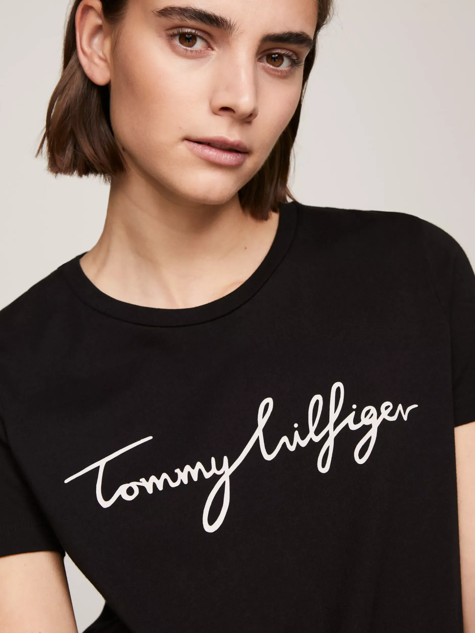 T-Shirty*Tommy Hilfiger T-shirt Heritage Z Okrągłym Dekoltem I Logo MASTERS BLACK