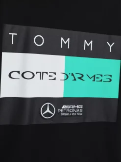 T-Shirty*Tommy Hilfiger T-shirt Tommy X Mercedes F1 X CR Z Logo Z Flagą BLACK
