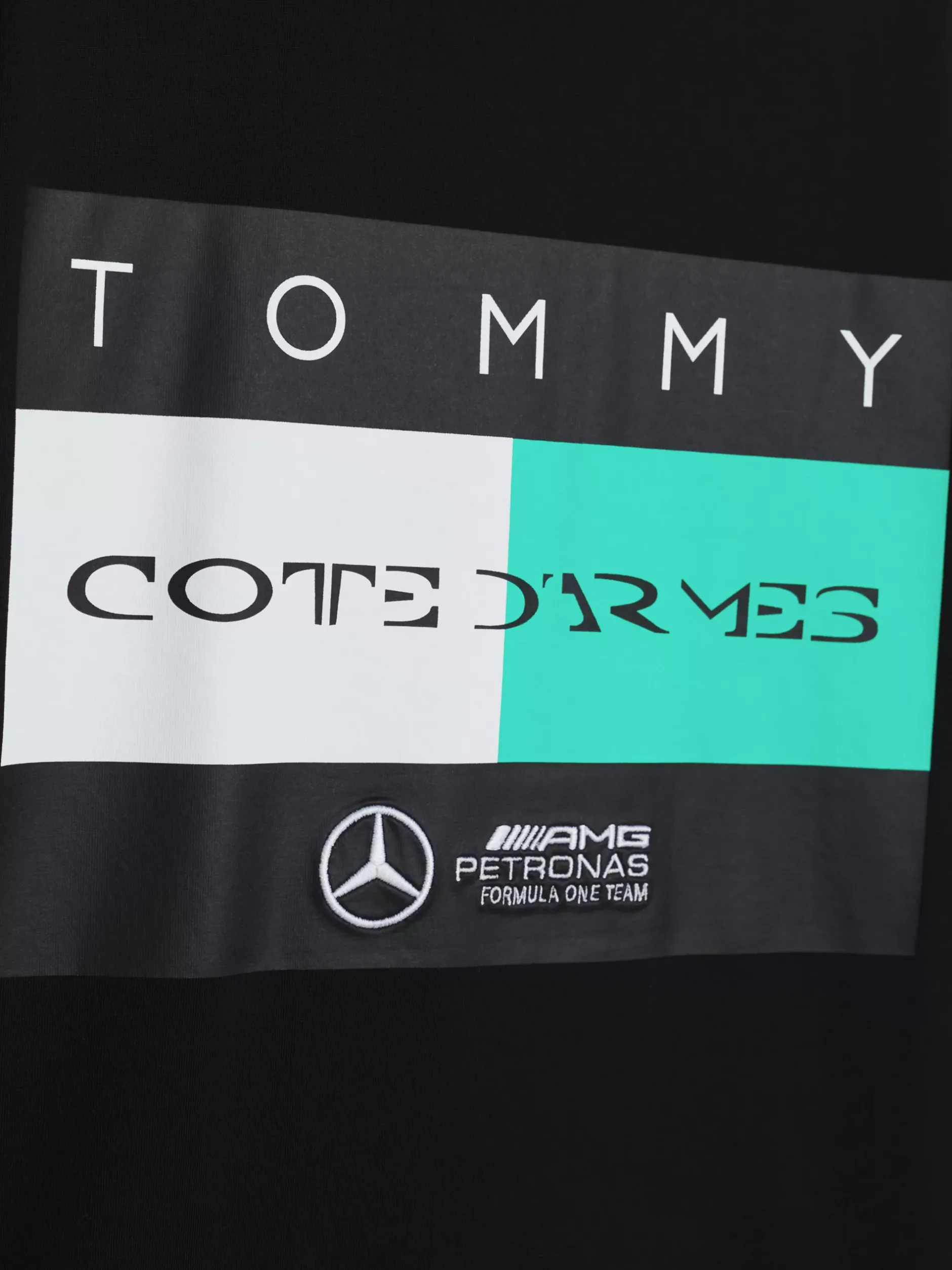 T-Shirty*Tommy Hilfiger T-shirt Tommy X Mercedes F1 X CR Z Logo Z Flagą BLACK