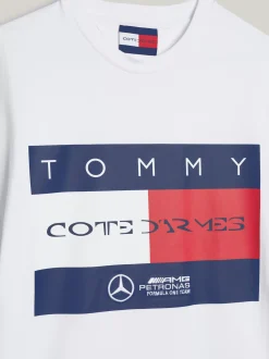 T-Shirty*Tommy Hilfiger T-shirt Tommy X Mercedes F1 X CR Z Logo Z Flagą WHITE