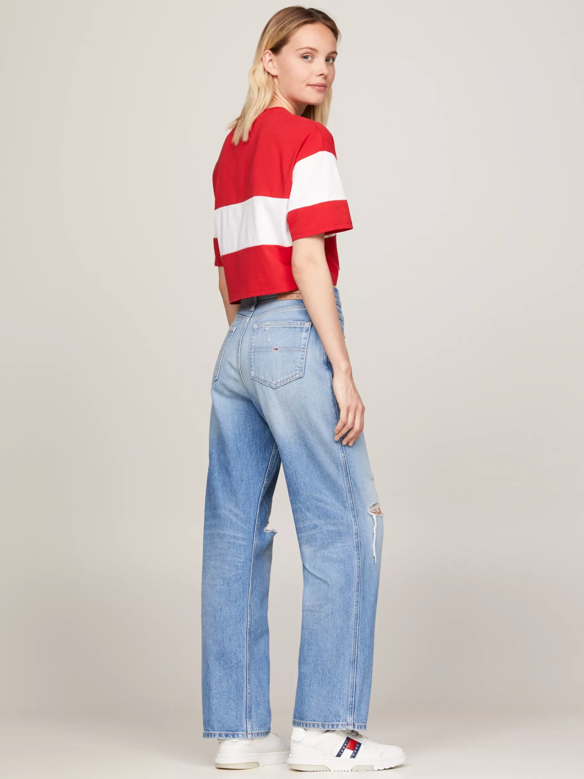 T-Shirty*Tommy Hilfiger T-shirt W Bloki Kolorów Z Naszywką DEEP CRIMSON / MULTI
