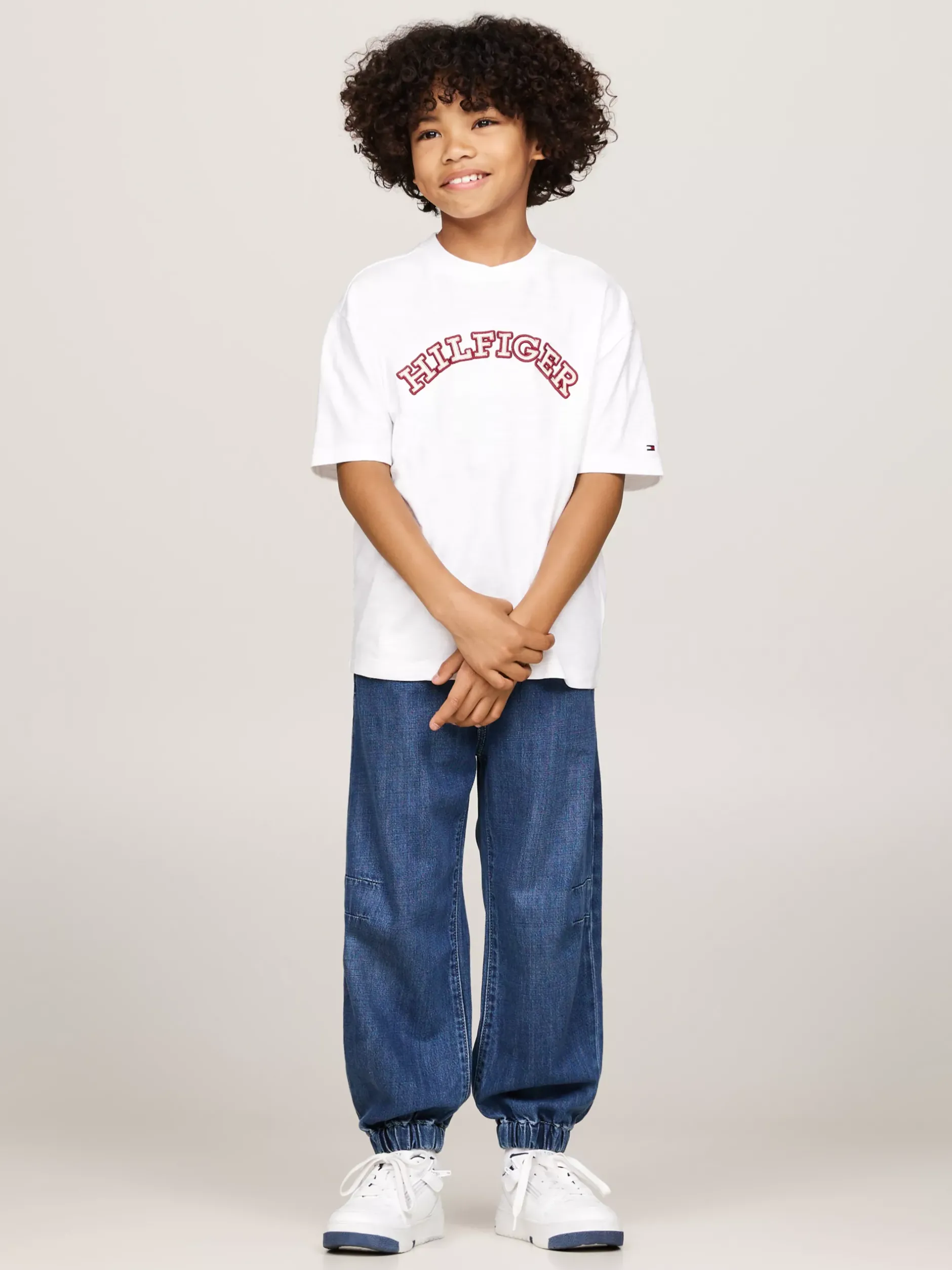 T-Shirty I Koszulki Polo*Tommy Hilfiger T-shirt Z Aplikacją Z Logo Hilfiger Monotype WHITE