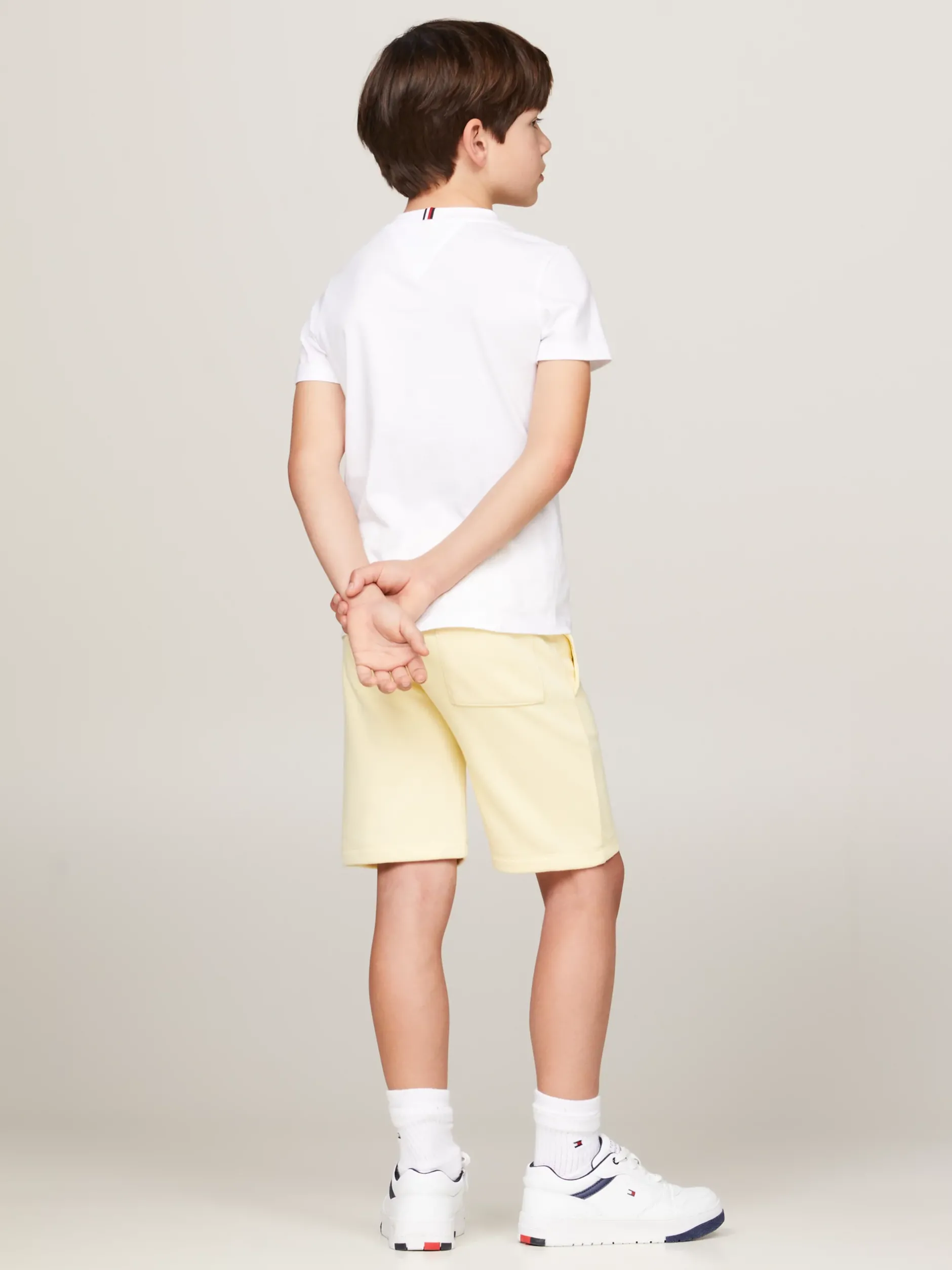 T-Shirty I Koszulki Polo*Tommy Hilfiger T-shirt Z Flokowanym Logo Hilfiger WHITE