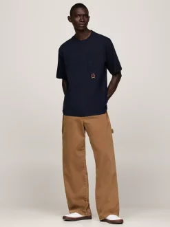 T-Shirty*Tommy Hilfiger T-shirt Z Kieszenią I Wyhaftowanym Emblematem DESERT SKY
