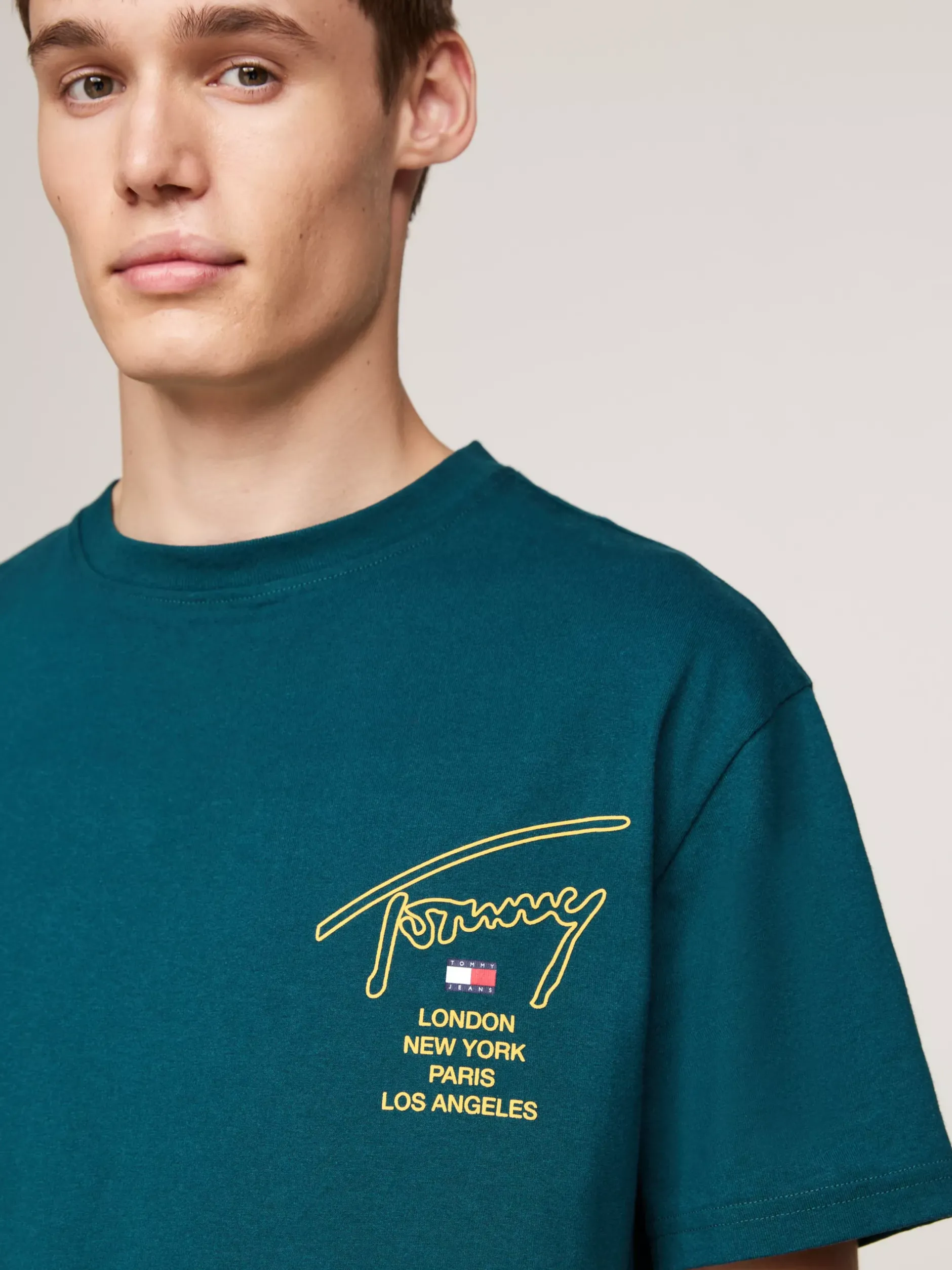 T-Shirty*Tommy Hilfiger T-shirt Z Logo Z Podpisem Z Tyłu DEEP SEAWATER