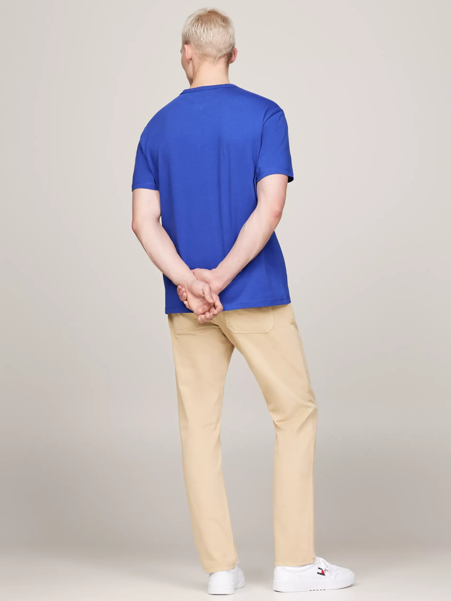 T-Shirty*Tommy Hilfiger T-shirt Z Okrągłym Dekoltem I Naszywką Tommy BRIGHT BLUE