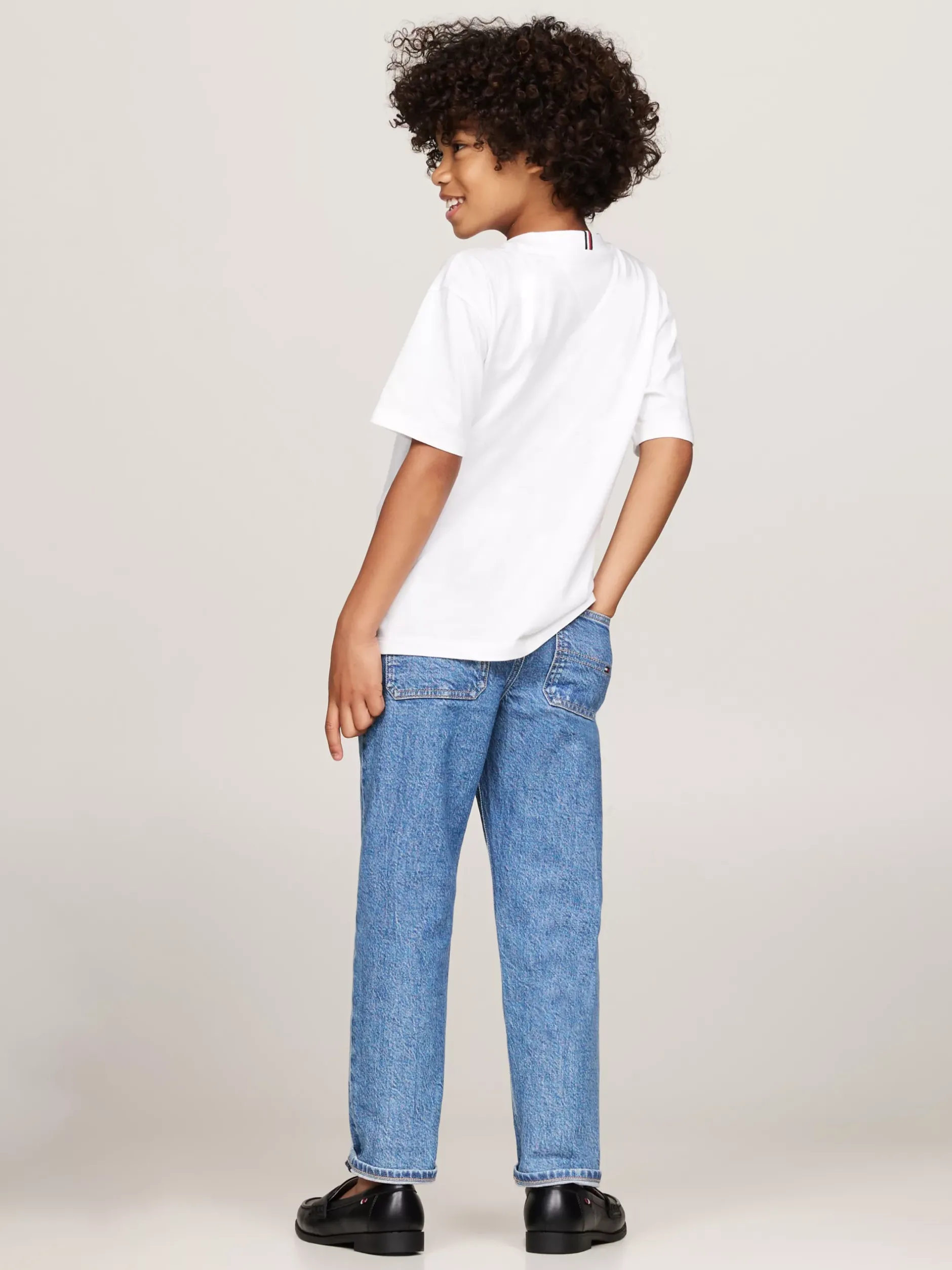 T-Shirty I Koszulki Polo*Tommy Hilfiger T-shirt Z Okrągłym Dekoltem I Haftem Z Flagą WHITE