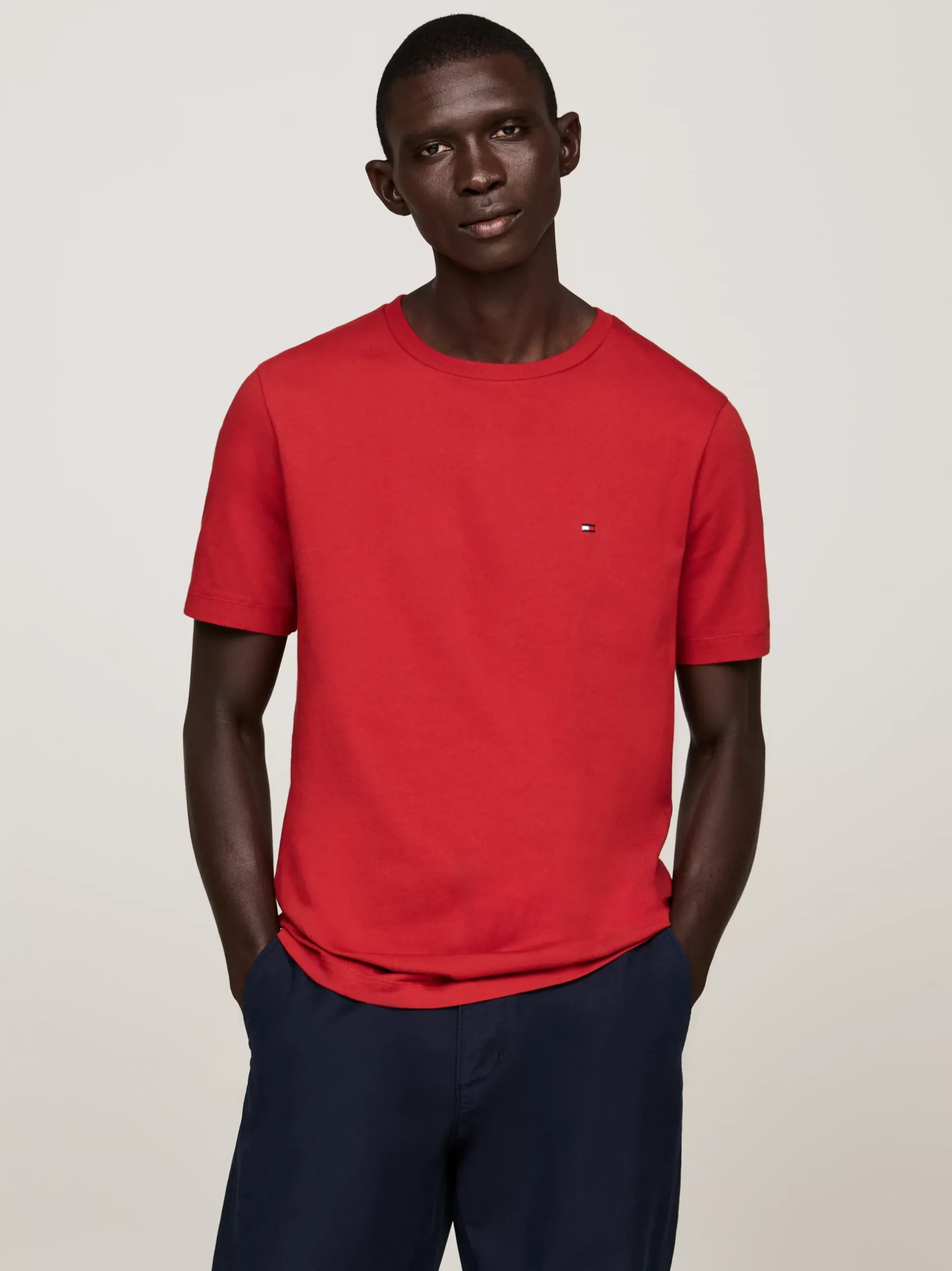 T-Shirty*Tommy Hilfiger T-shirt Z Okrągłym Dekoltem I Wyhaftowaną Flagą DARK MAGMA
