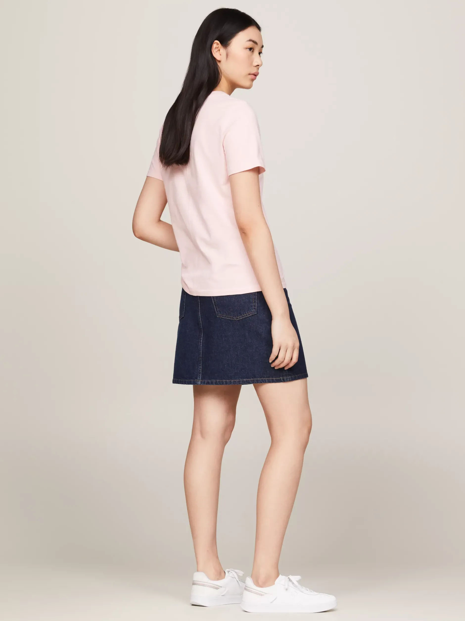 T-Shirty*Tommy Hilfiger T-shirt Z Wyhaftowanym Kaligrafowanym Logo DELICATE PINK
