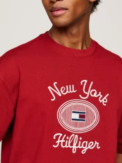 T-Shirty*Tommy Hilfiger T-shirt Z Wyhaftowanym Logo NYC DARK MAGMA