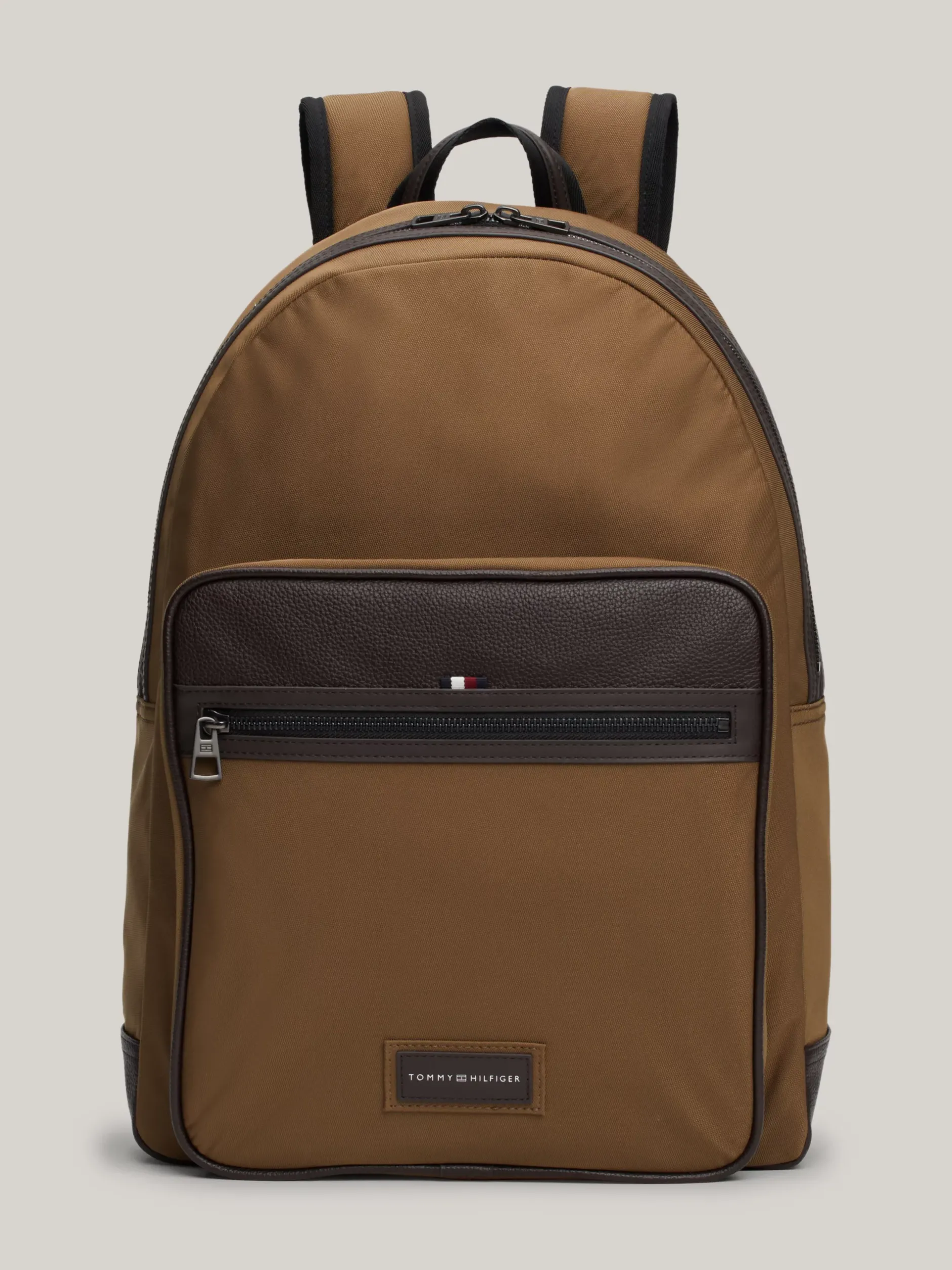 Plecaki*Tommy Hilfiger Usztywniany Plecak Casual Z Naszywką Z Logo BROWN OLIVE