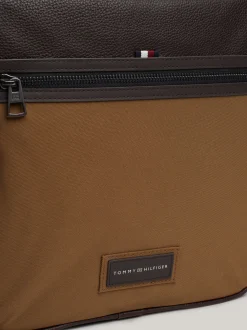 Plecaki*Tommy Hilfiger Usztywniany Plecak Casual Z Naszywką Z Logo BROWN OLIVE