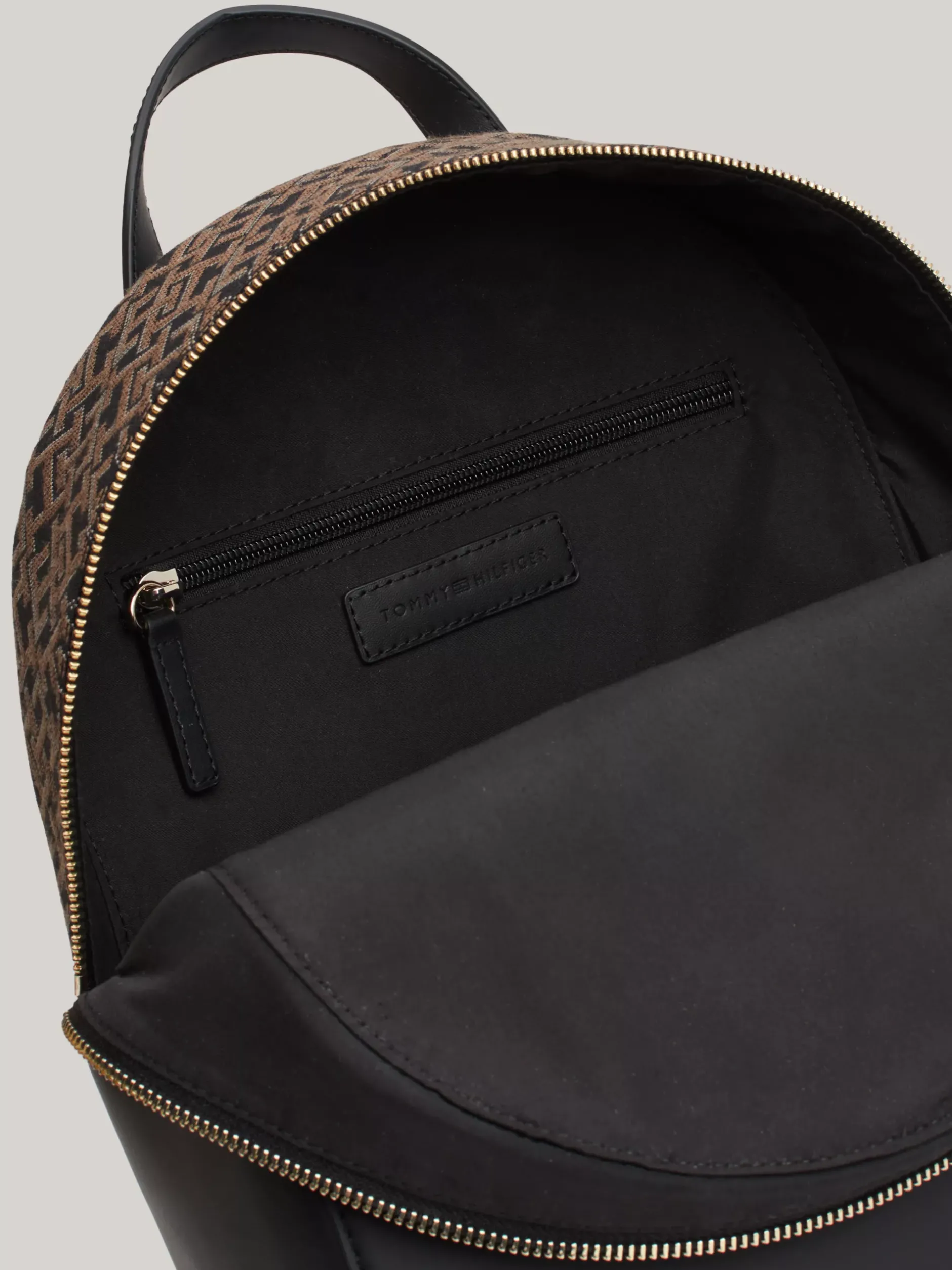 Plecaki*Tommy Hilfiger Usztywniany Plecak TH Jaquard BLACK