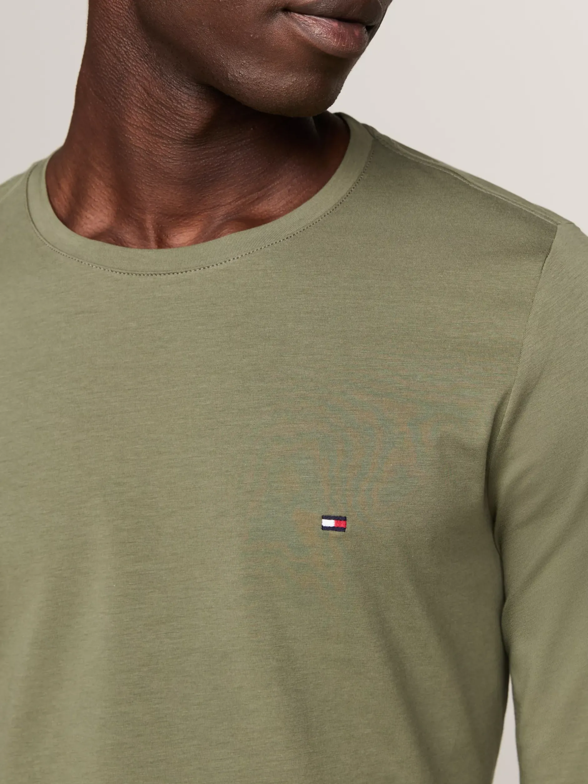 T-Shirty*Tommy Hilfiger Wąski T-shirt Z Długim Rękawem BATTLE GREEN