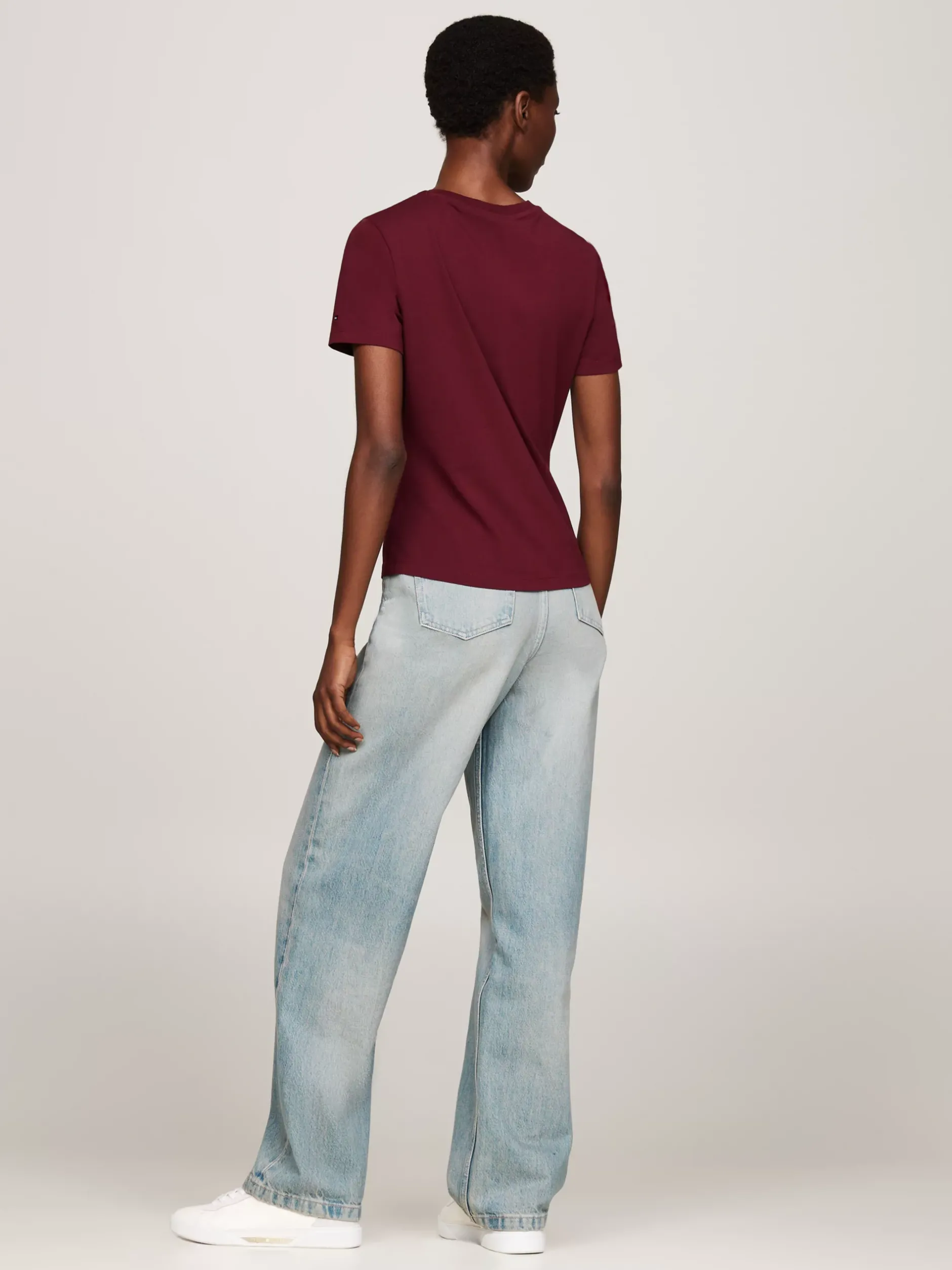 T-Shirty*Tommy Hilfiger Wąski T-shirt Z Logo W Formie Stempla DEEP ROUGE