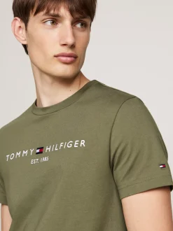T-Shirty*Tommy Hilfiger Wąski T-shirt Z Wyhaftowanym Logo BATTLE GREEN