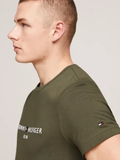 T-Shirty*Tommy Hilfiger Wąski T-shirt Z Wyhaftowanym Logo ARMY GREEN