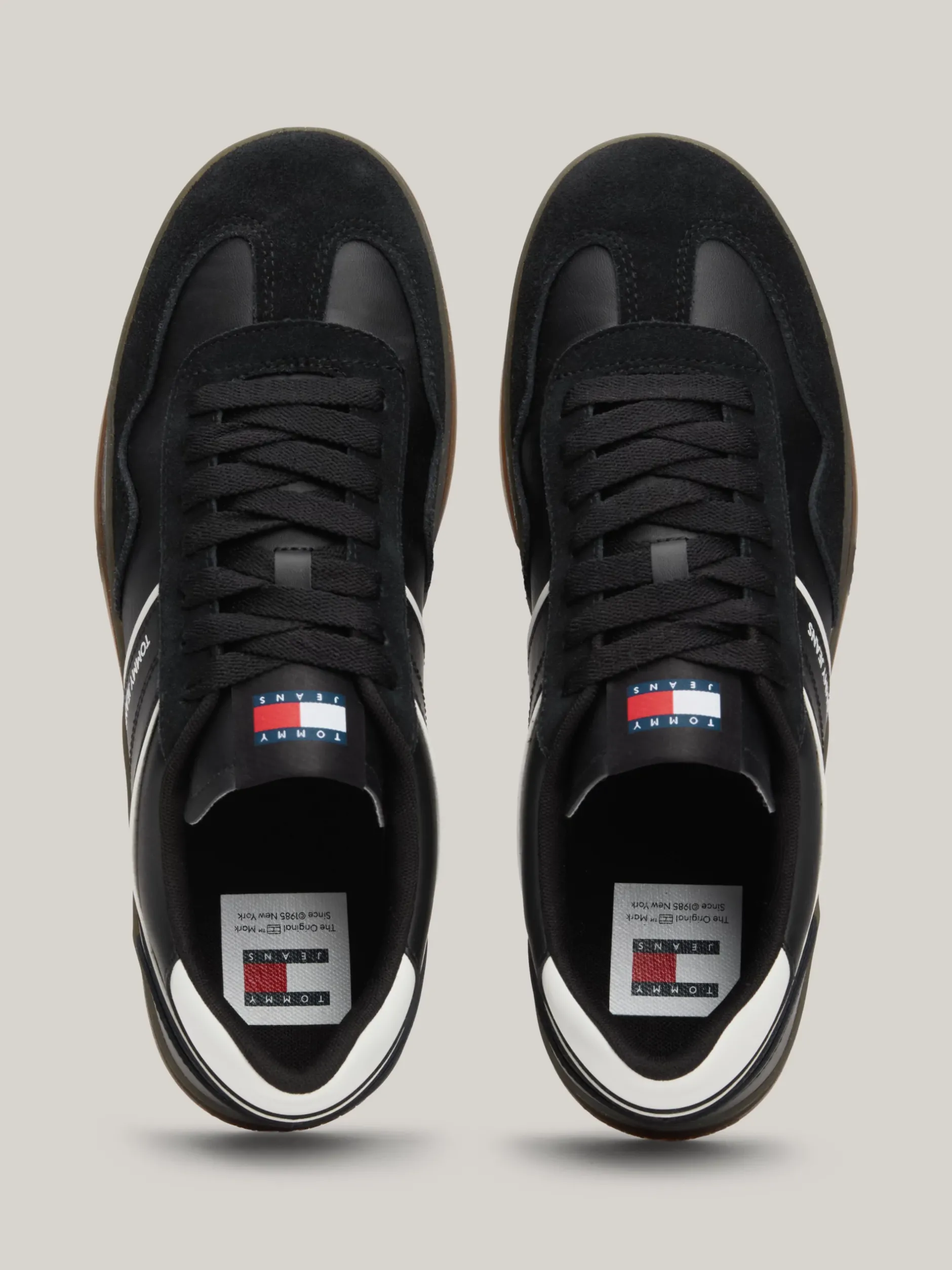Sneakersy*Tommy Hilfiger Zamszowe Buty Sportowe Retro BLACK