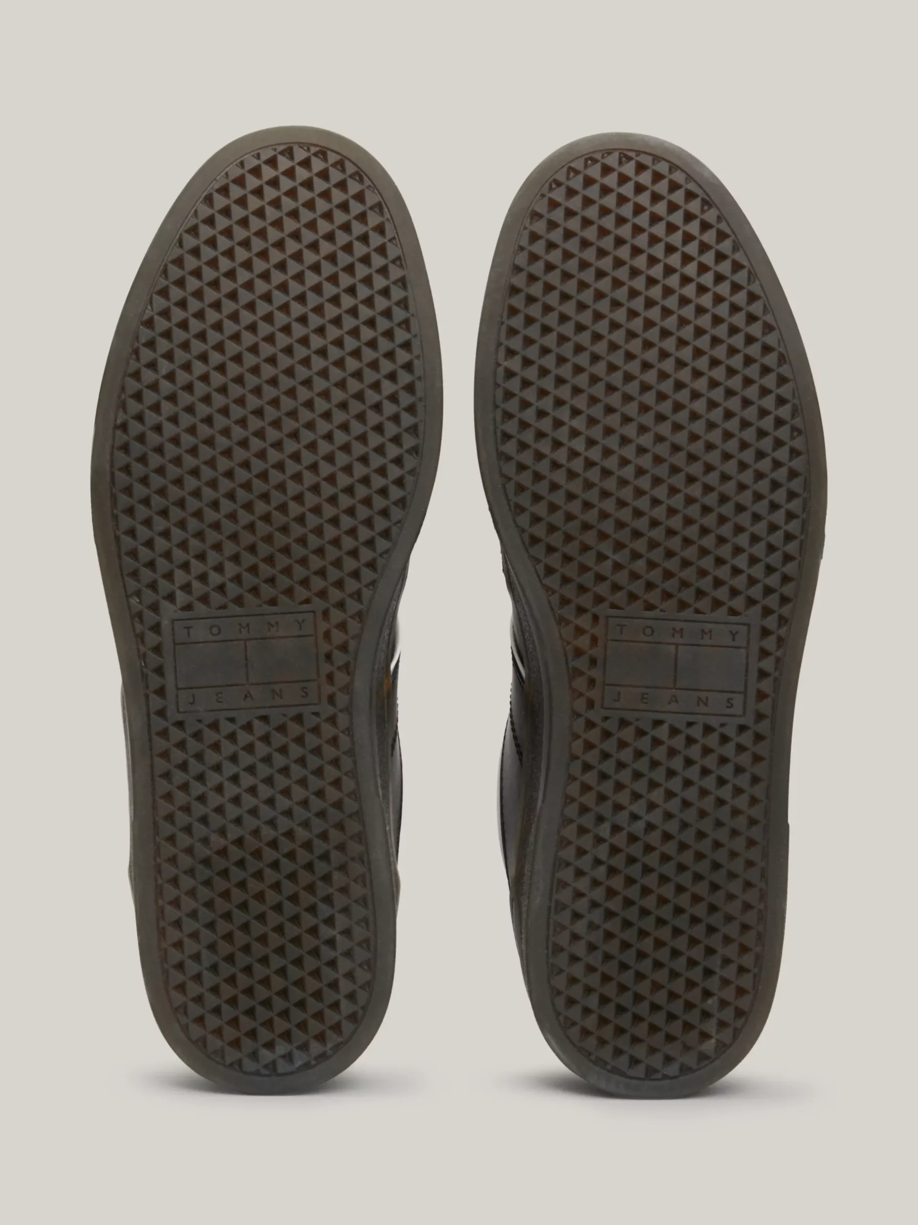 Sneakersy*Tommy Hilfiger Zamszowe Buty Sportowe Retro BLACK
