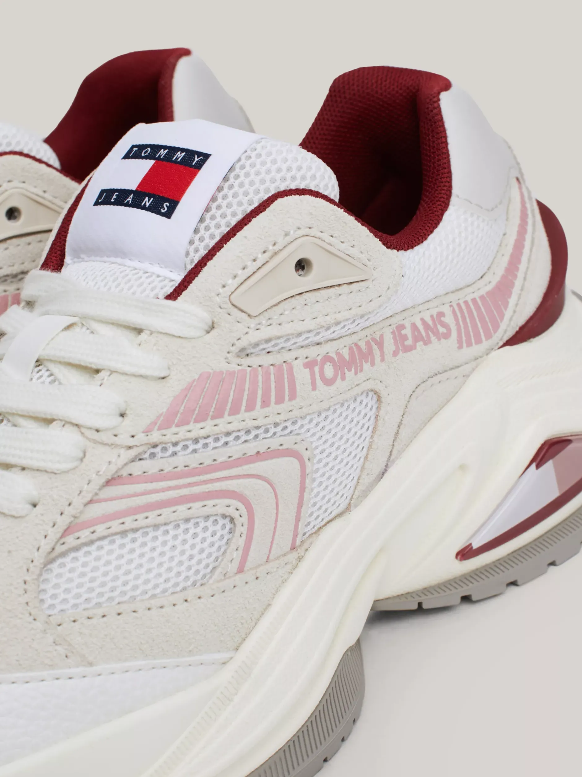Sneakersy*Tommy Hilfiger Zamszowe Buty Sportowe W Stylu Retro RED CARPET