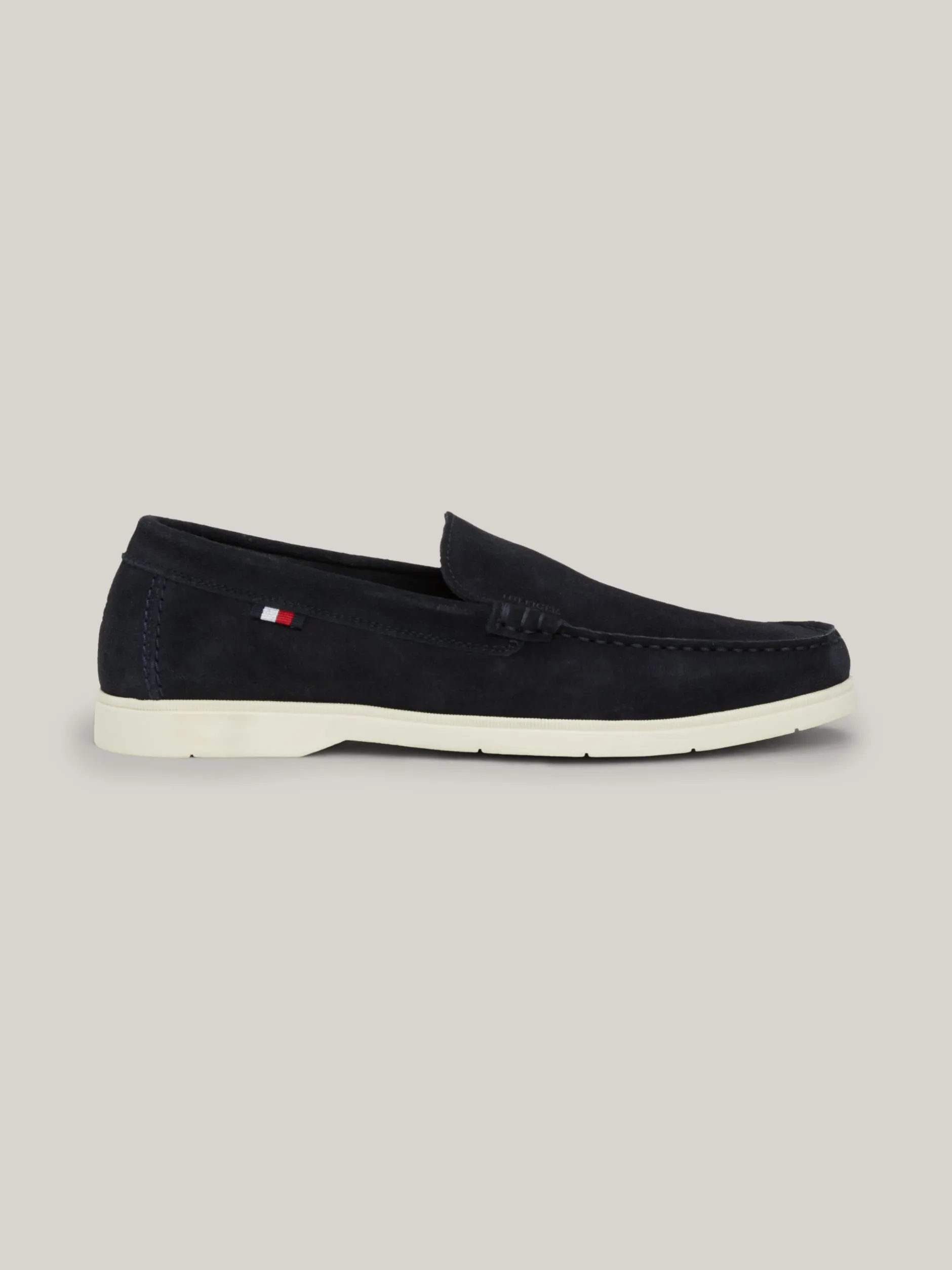Mokasyny & Buty Żeglarskie|Buty Casual*Tommy Hilfiger Zamszowe Mokasyny Na Kontrastowej Podeszwie DESERT SKY