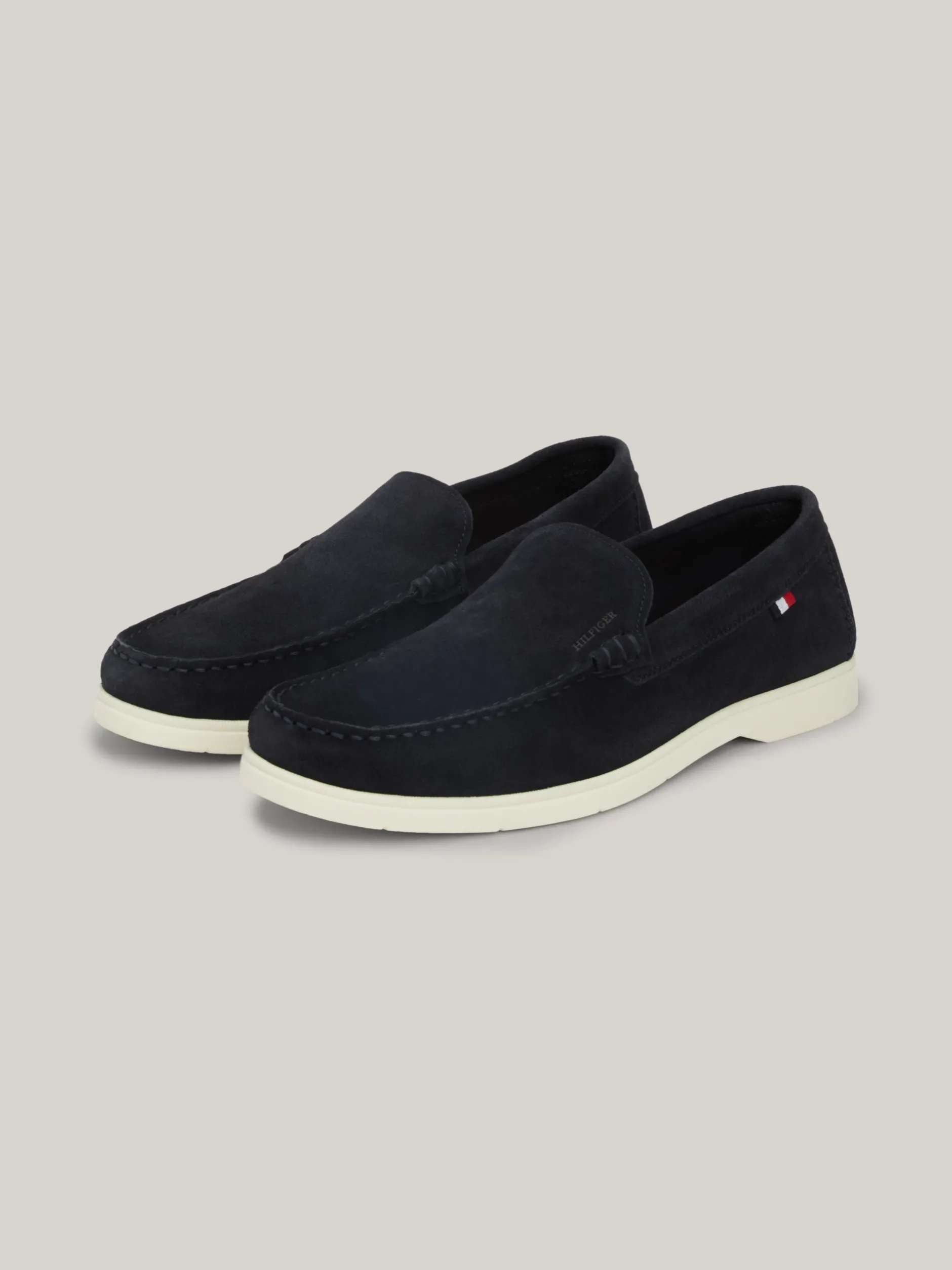 Mokasyny & Buty Żeglarskie|Buty Casual*Tommy Hilfiger Zamszowe Mokasyny Na Kontrastowej Podeszwie DESERT SKY